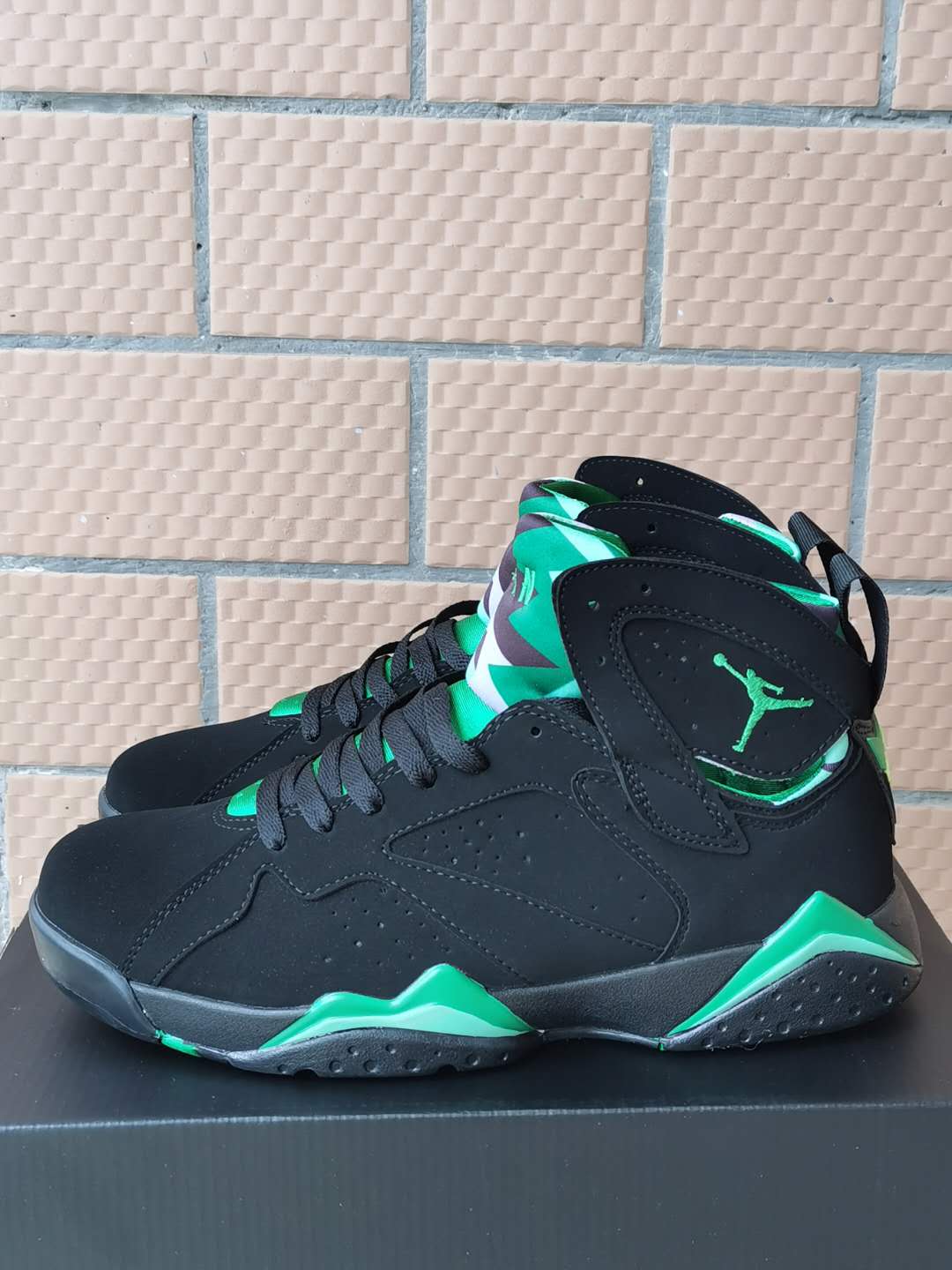 2002 Air Jordan 7 Retro Black Green Shoes - Click Image to Close